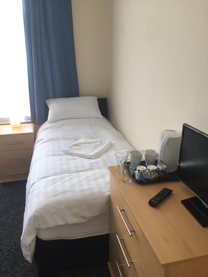 Southend Central Hotel - Close To Beach, City Centre, Train Station & Southend Airport 외부 사진